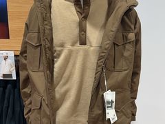 -优衣库(昆明七彩METOWN购物中心店)