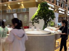 -雍和会海鲜姿造自助(湖东路店)