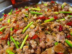 现杀活兔-灶东家民间菜(回兴店)