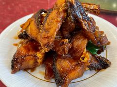 本帮熏鱼-旭龙鱼头王(航华店)