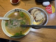 -黄阿姨锅贴大王(万航渡路店)