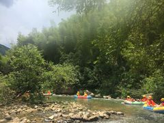 -浮盖山峡谷漂流