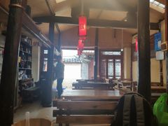 -小锅巴纳西餐厅