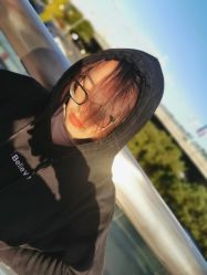-镁连社·美联社