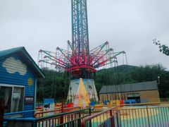 -雪山彩虹谷景区