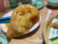 市场招手停炸食拼盘-迷你椰·泰式大排档(观前街店)