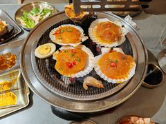 -围炉肉舍•炭烤活鳗•丹东海鲜烤肉(步行街店)