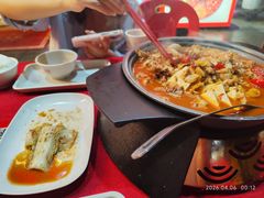 -龙巢盱眙龙虾·牛蛙·烧烤宵夜(八卦岭店)