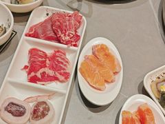 -黑金·寻焰自助百汇·烤肉·火锅(中街店)