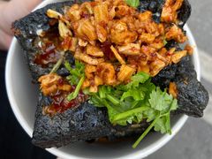 -黑色经典臭豆腐·湖南特产(步行街店)