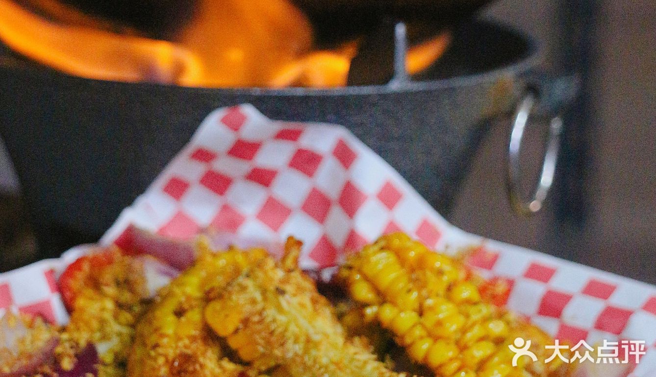 高新园区外摆港式牛杂煲出摊啦！