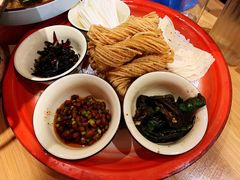 -百味地锅鸡(二店·财校分店)