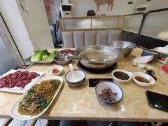 -三牛牛肉火锅