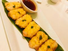 窝贴大虾多士-天龙轩(香港丽思卡尔顿酒店)