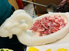 -313羊庄·铁锅烀羊肉·烧烤(草桥店)