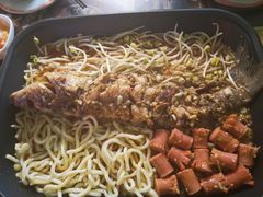 -川渝窈妹纸包鱼·齐齐哈尔烤肉