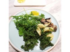 -La Mer Restaurant & Lounge