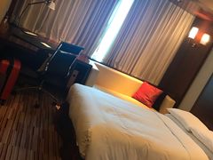 -上海龙之梦万丽酒店