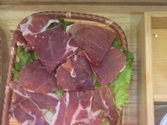 -阿婆情腊排骨火锅(金虹路店)