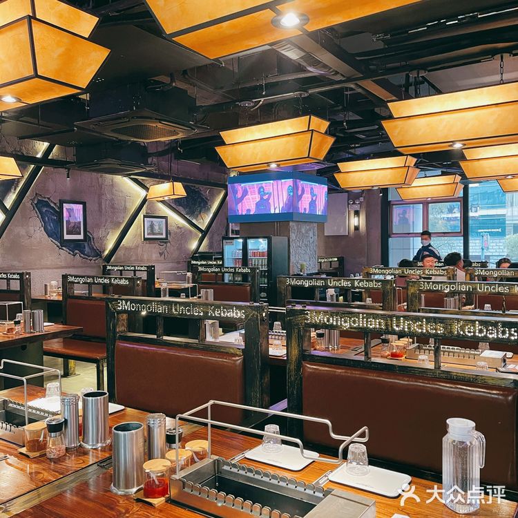 魔都蒙古烧串探店记1⃣️｜用餐不忘提供保养服务～厉害了