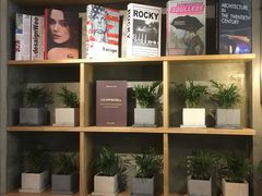 -HIGH FIVE哈福手工汉堡(桂林路店)