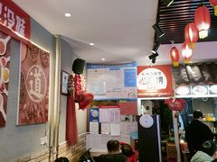 -爆炸头阿姨小四川正宗川味小吃(无任何分店)