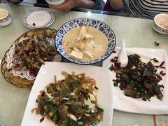 -唐师傅湘西名菜馆(武陵路店)