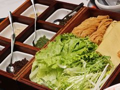 -五谷丰登农家院·地道胶东菜·海鲜烧烤(威海店)