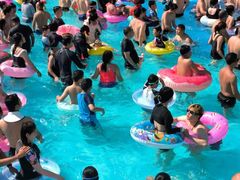 -欢乐水魔方水世界
