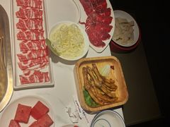 -九鼎轩脆毛肚火锅(南京东路店)