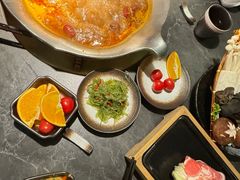 -湊湊火锅·茶憩(杭州湖滨银泰in77店)