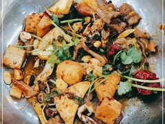 -川山城麻辣香锅(鼎汇美食城店)