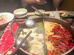 -三出山火锅(南京万象天地店)
