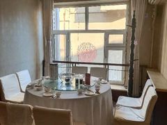 包厢-老六杀猪菜(进乡街店)