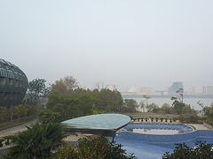 -上海滴水湖皇冠假日酒店