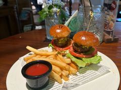 -Sheee Cafe restaurant(青林湾店)