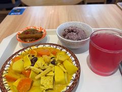 -轻蔬不用等·素食(江苏路店)