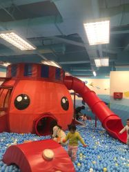 -莫莉幻想儿童乐园(武汉保利广场店)