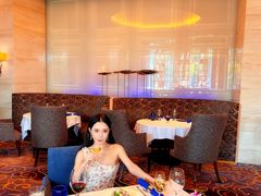 -AZUR聚(香格里拉饭店)