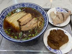 -伟记奥面馆(养育巷店)