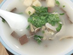-小杨生煎(金山百联购物中心3楼店)