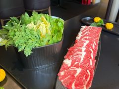 -鲜入唯煮·港式海鲜牛肉火锅(金宝街店)