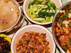 -彭耕记猪油炒小菜(吉联mall店)