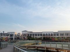 -百联奥特莱斯广场(南京店)