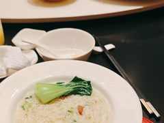 -榕树下海鲜馆(坪山路店)
