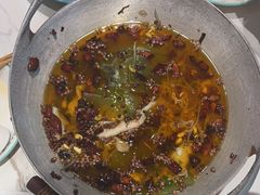 -川人百味·水煮活鱼(赛罕万达店)