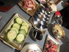 -围炉肉舍丹东海鲜烤肉·烤活鳗(步行街店)