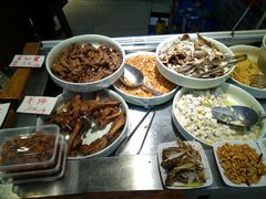 大堂-天津乾毓德饭庄·清真传统炒菜·海鲜烧烤(咸阳路店)