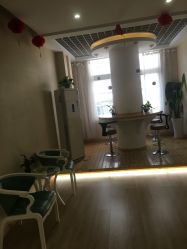 -苗方清颜祛痘·皮肤管理