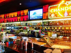 -YUE·6·西式融合餐厅(外滩六号店)